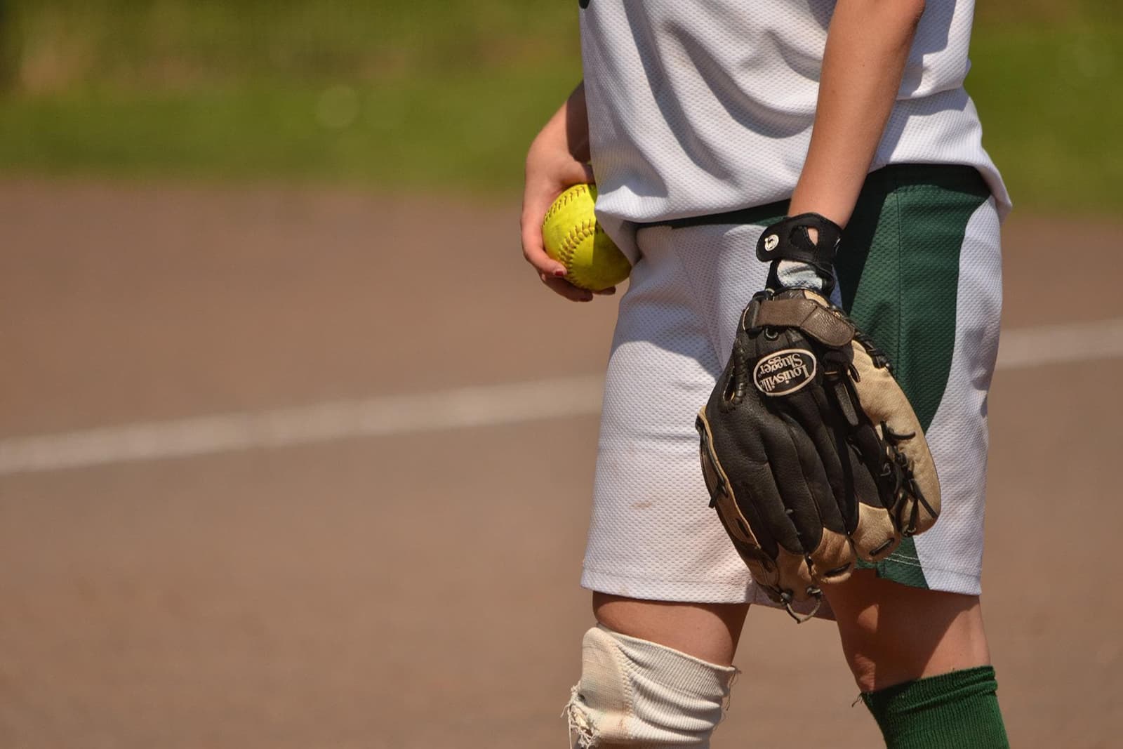 Nos costó convencer a los chilenos que nunca habían practicado el softball, que con las señas no nos estábamos burlando de ellos, sino que es parte del juego tener un código para comunicarse con el cátcher.